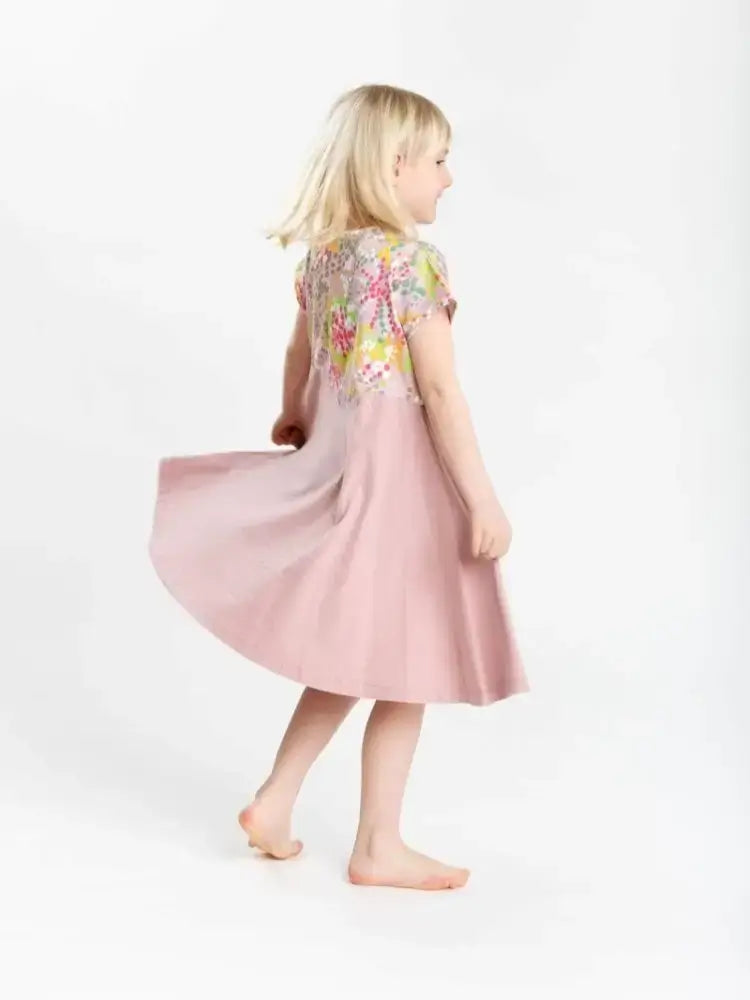 hndgefertigtes mädchenkleid babbily gots-zertifizierte bio baumwolle gr 116