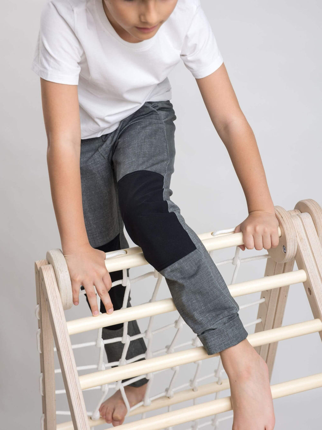 Kinderhose Bio-Baumwolle in Jeans-Optik | Mitwachsend, verstärktes Knie